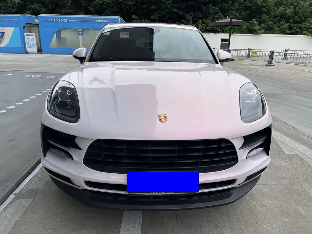 Porsche Macan — миниатюра 3