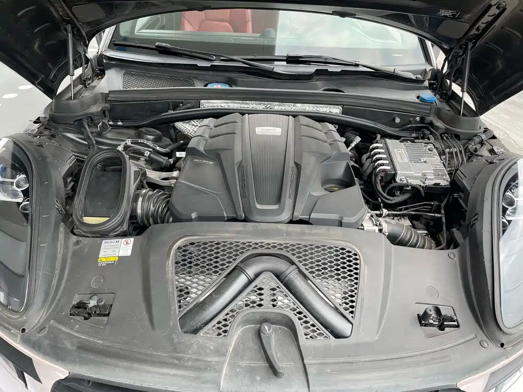 Porsche Macan — миниатюра 31