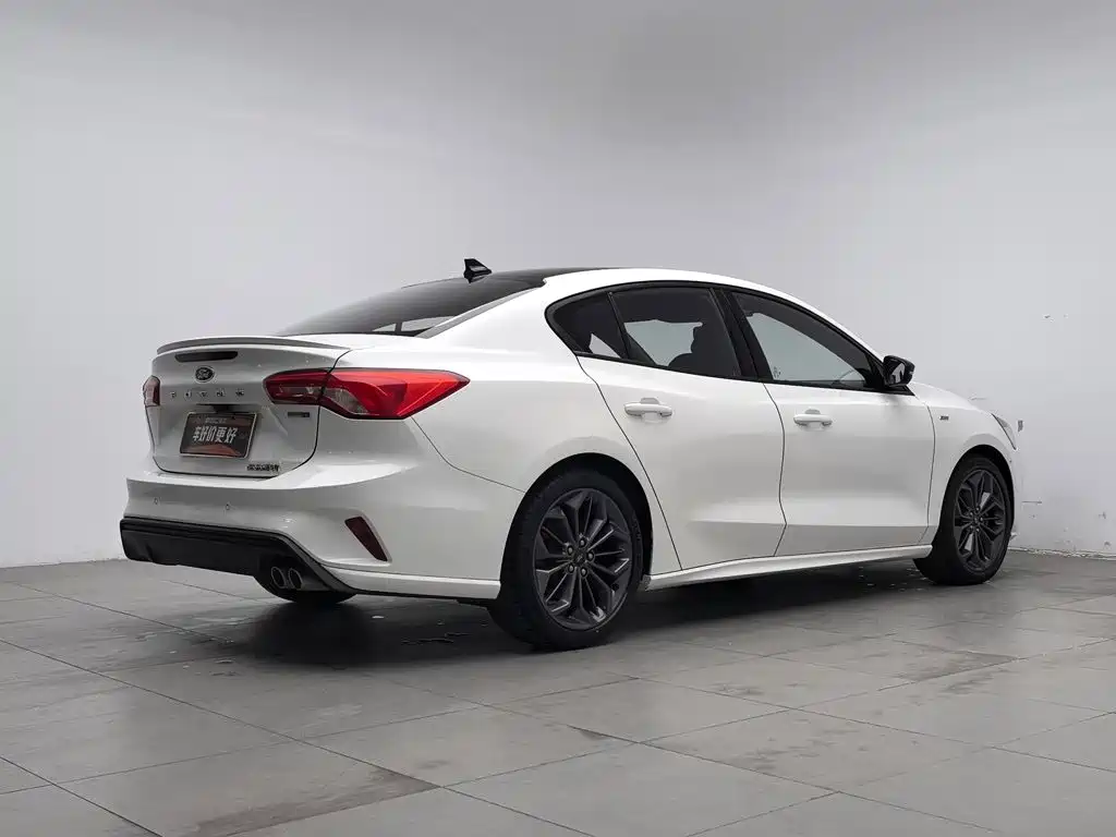 Ford Focus — миниатюра 2