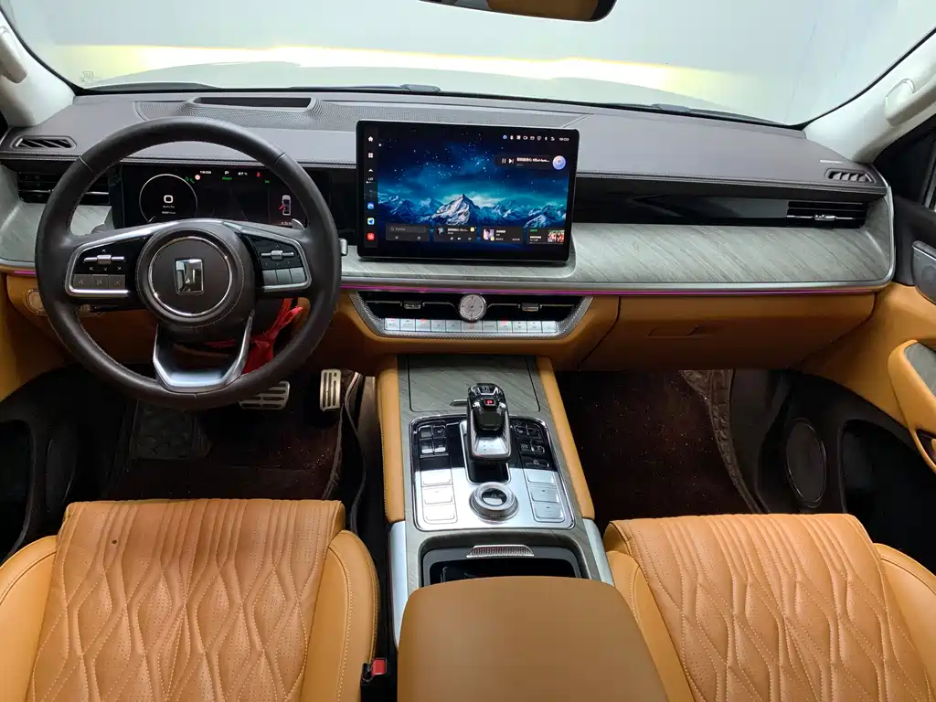 Tank 500 2023 3.0T Sport 5 мест