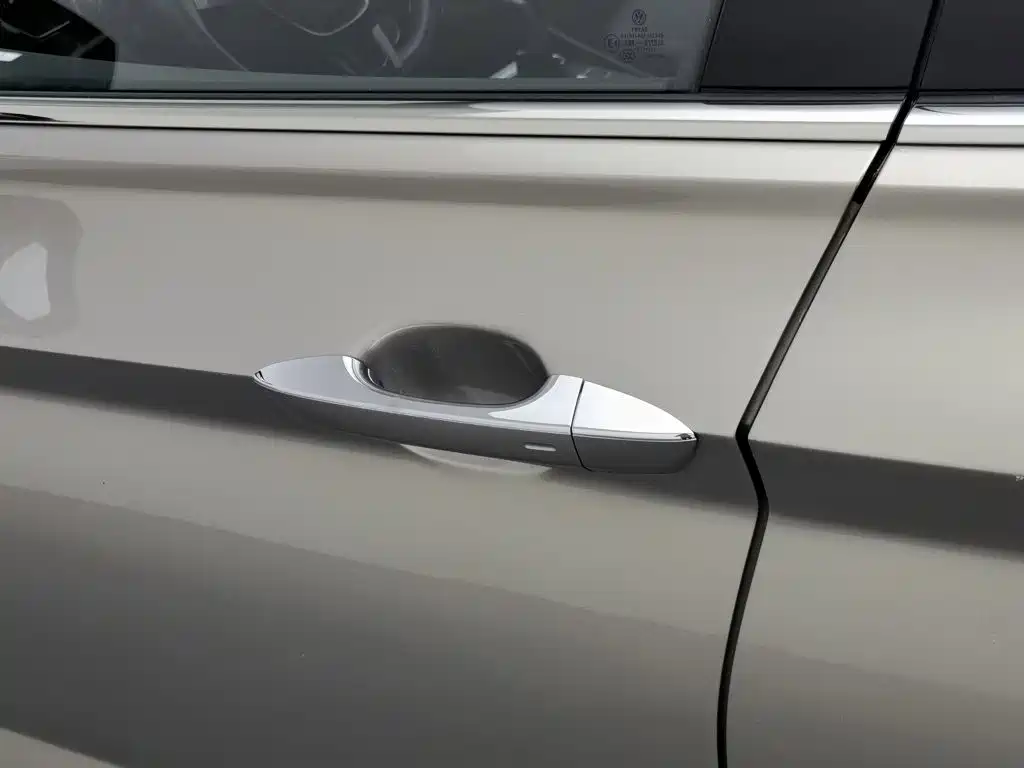 Volkswagen Sagitar — миниатюра 18