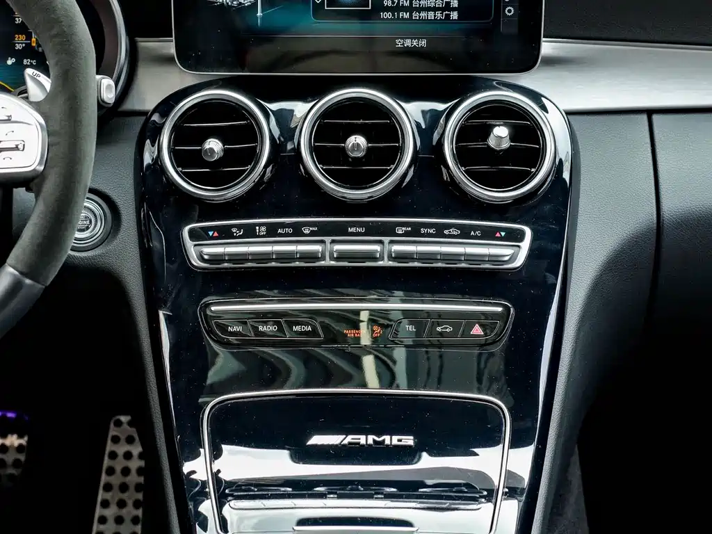 MERCEDES-BENZ C CLASS AMG