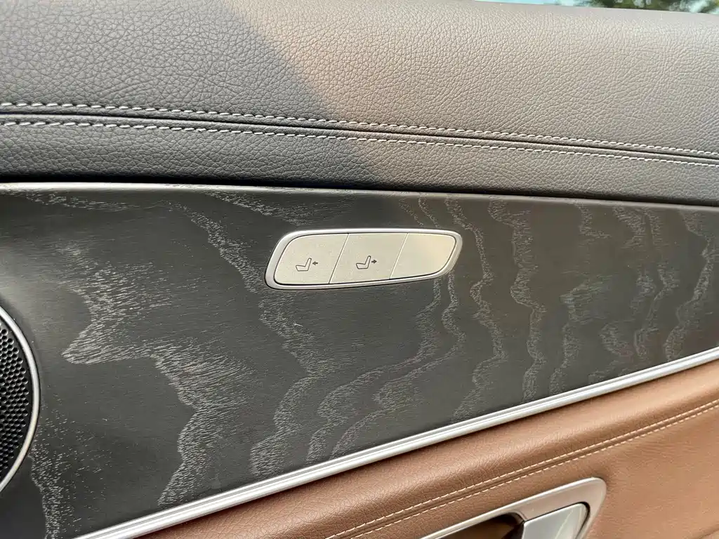 Mercedes-Benz E-Class — миниатюра 26