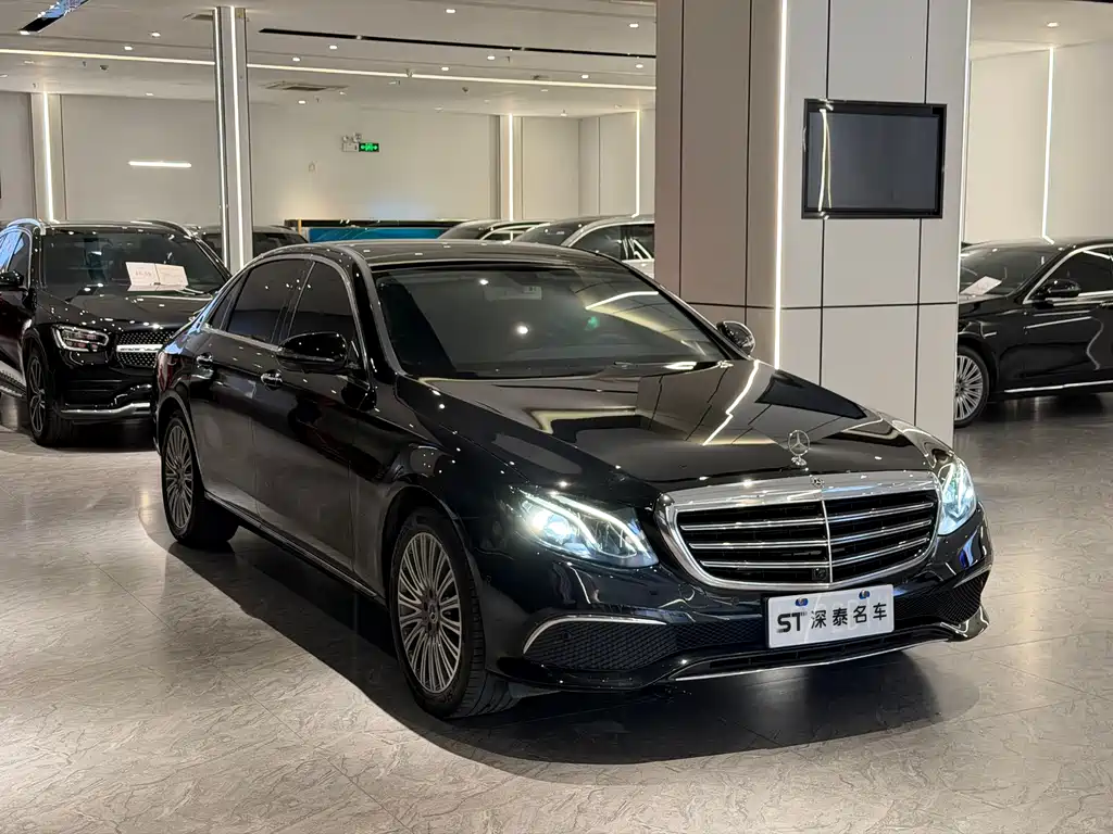 Mercedes-Benz E-Class — миниатюра 3
