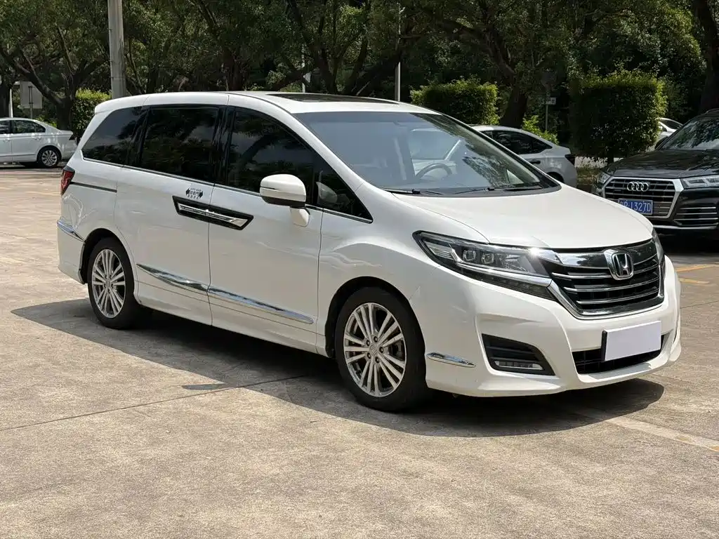 Honda Elysion — миниатюра 3