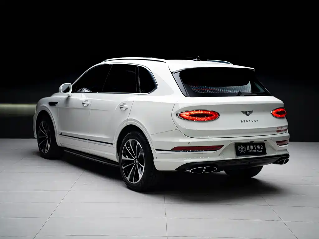Bentley Bentayga — миниатюра 7