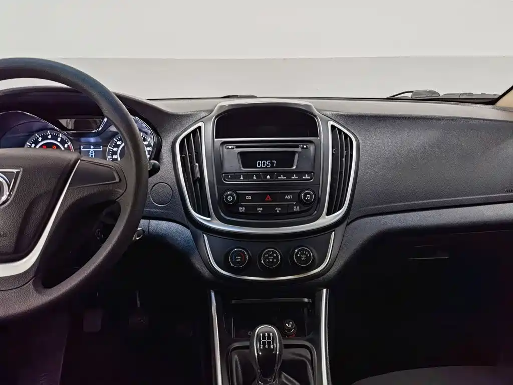 Baojun 560 — миниатюра 12