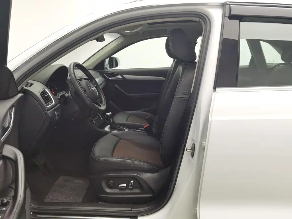 Audi Q3 — миниатюра 10