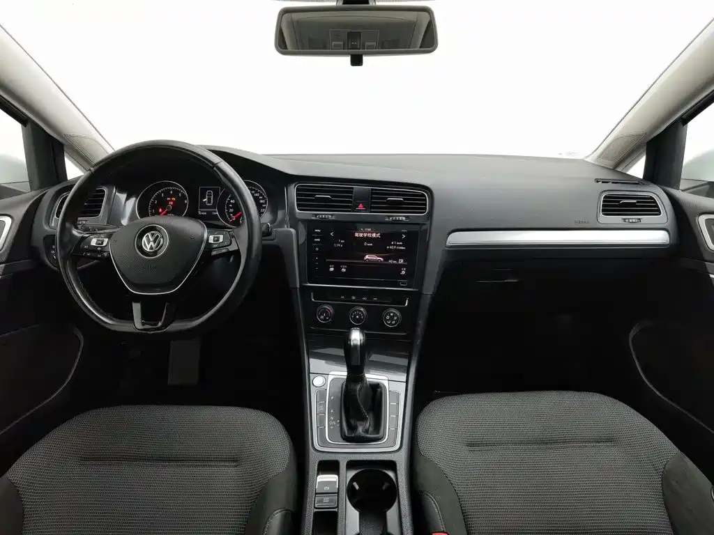 Volkswagen Golf — миниатюра 5