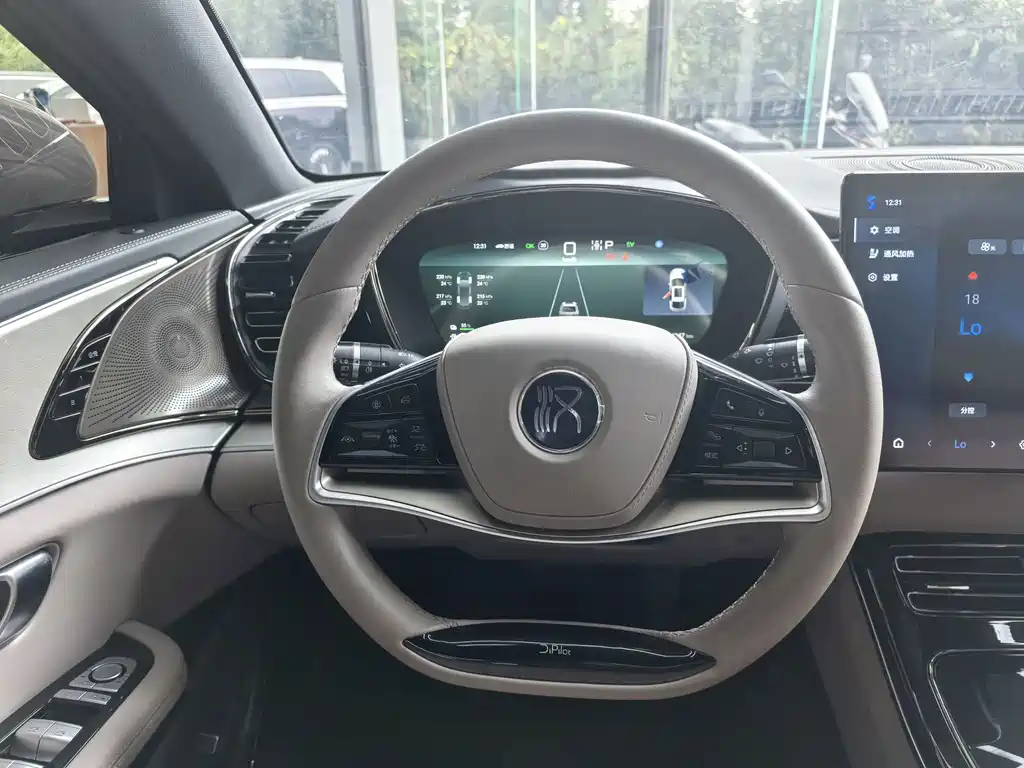 BYD Han — миниатюра 8