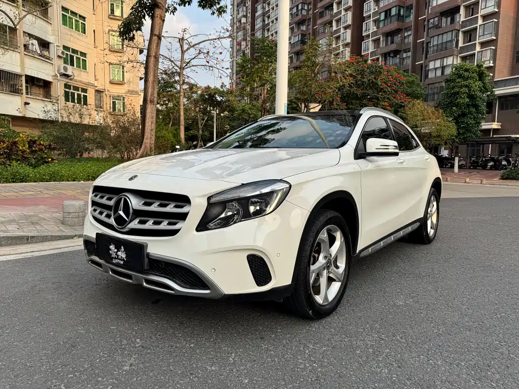 Mercedes-Benz GLA 2017