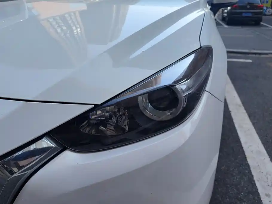Mazda 3 Axela — миниатюра 5