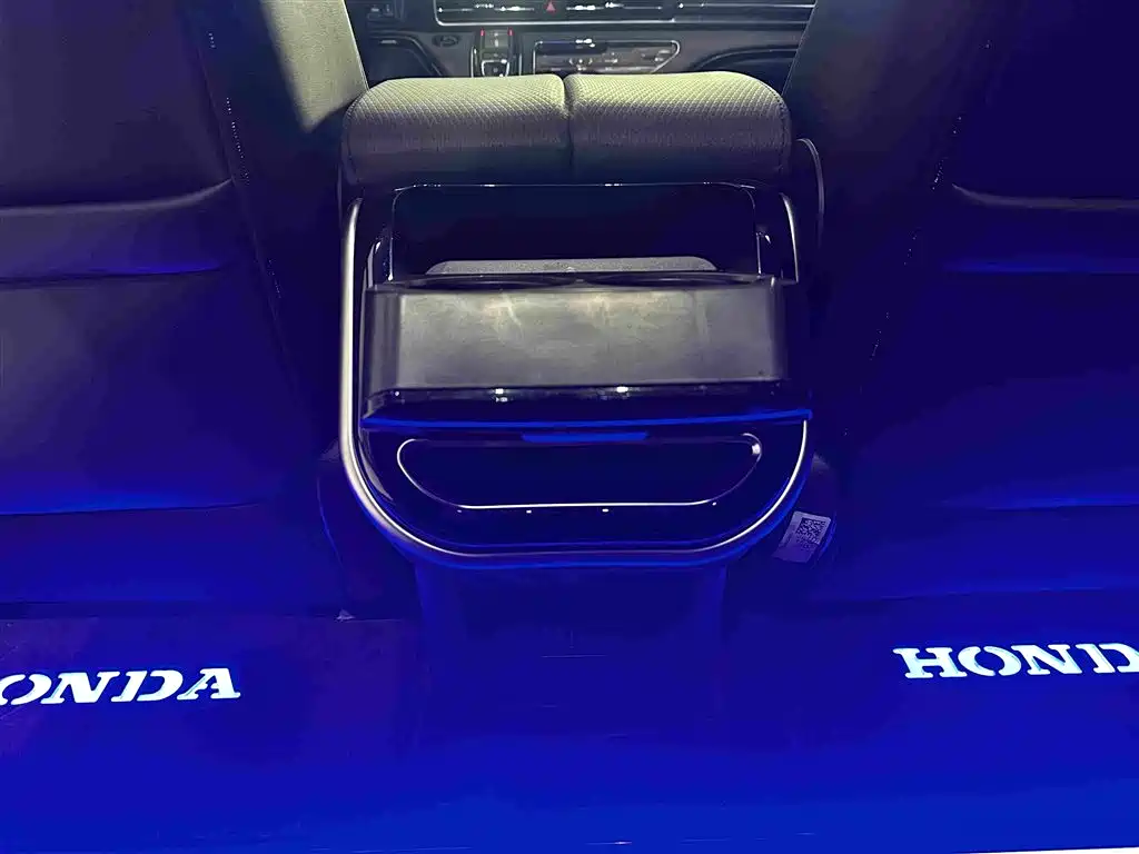 Honda Elysion — миниатюра 23