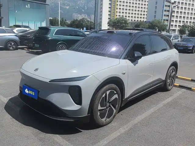 2024 Nio ES6