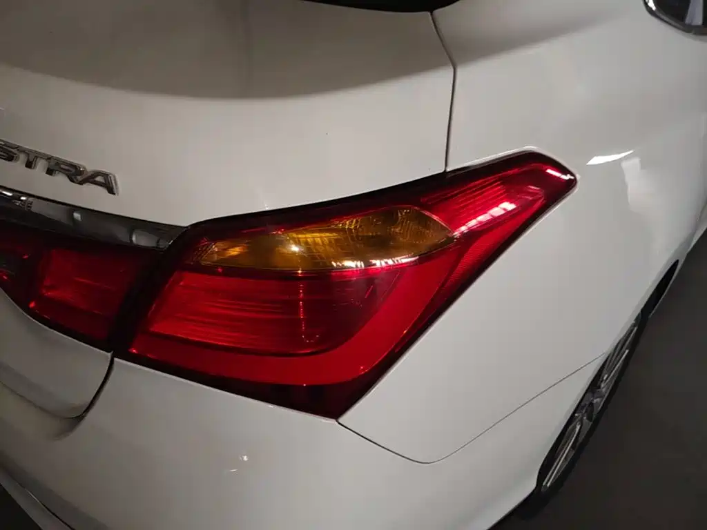 Hyundai Mistra — миниатюра 8