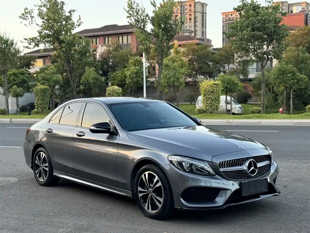 Mercedes-Benz C-Class — миниатюра 3