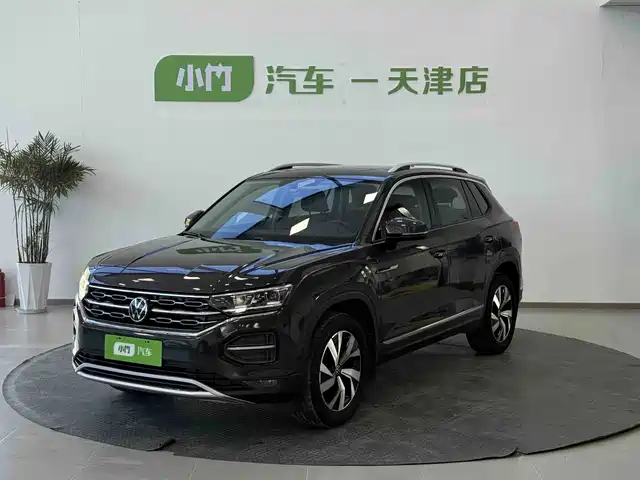 Volkswagen Tharu