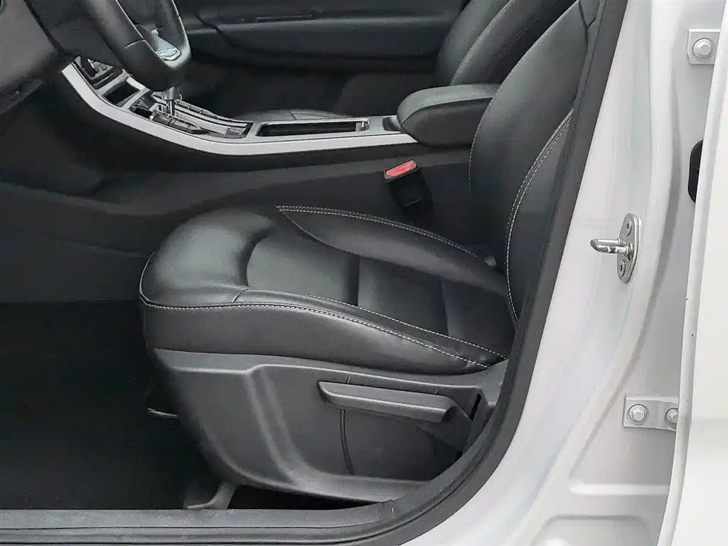 GEELY AUTOMOBILE EMGRAND GS