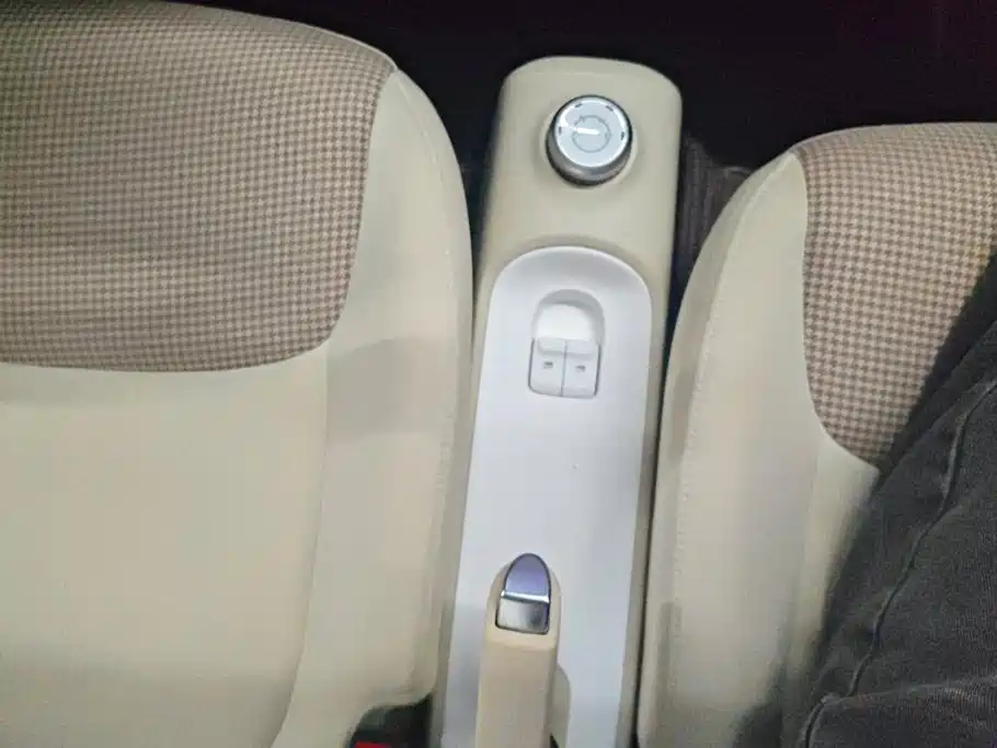 Wuling MINIEV — миниатюра 16