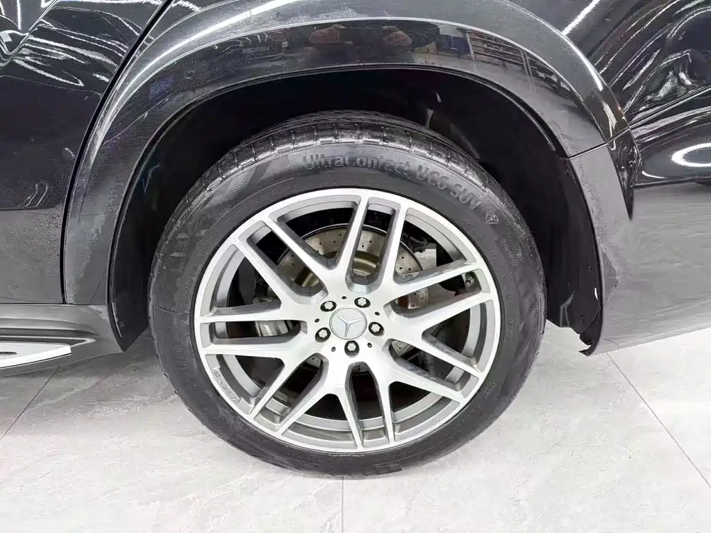Mercedes-Benz GLS AMG — миниатюра 23