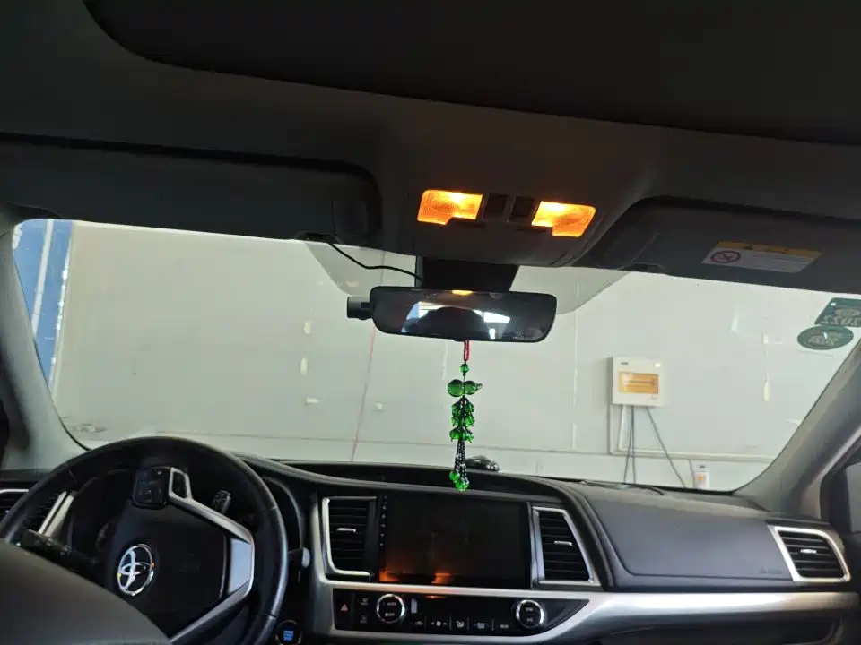 Toyota Highlander — миниатюра 3