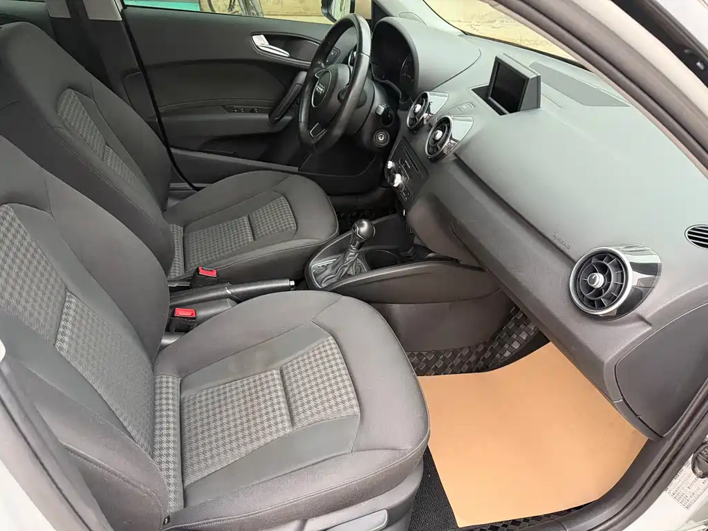 Audi A1 — миниатюра 13