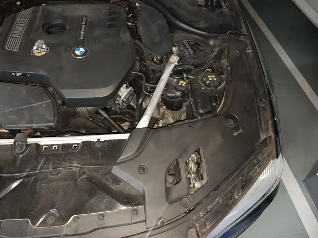 BMW 5 Series — миниатюра 22