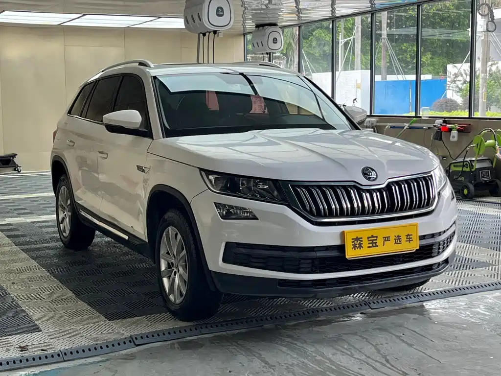Skoda Kodiaq 2018 TSI330 5 мест Comfort