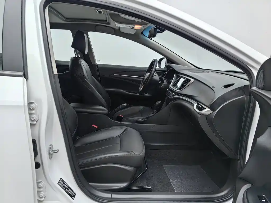 Buick Excelle — миниатюра 23