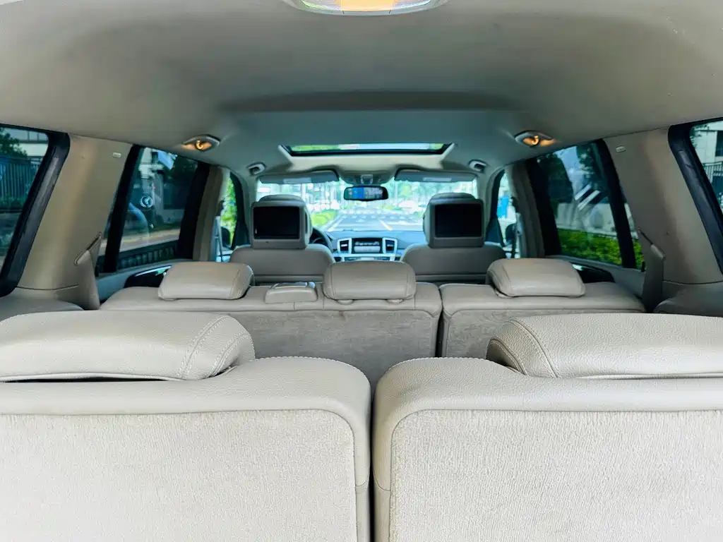 Mercedes-Benz GL-Class — миниатюра 15