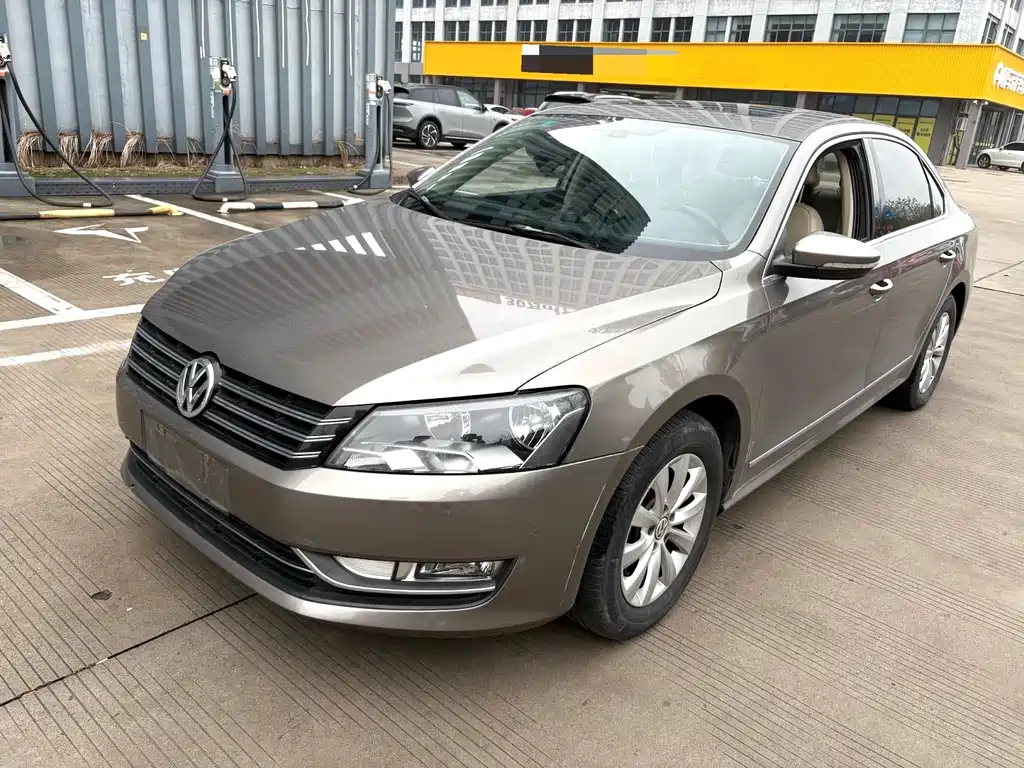 Volkswagen Passat 2013