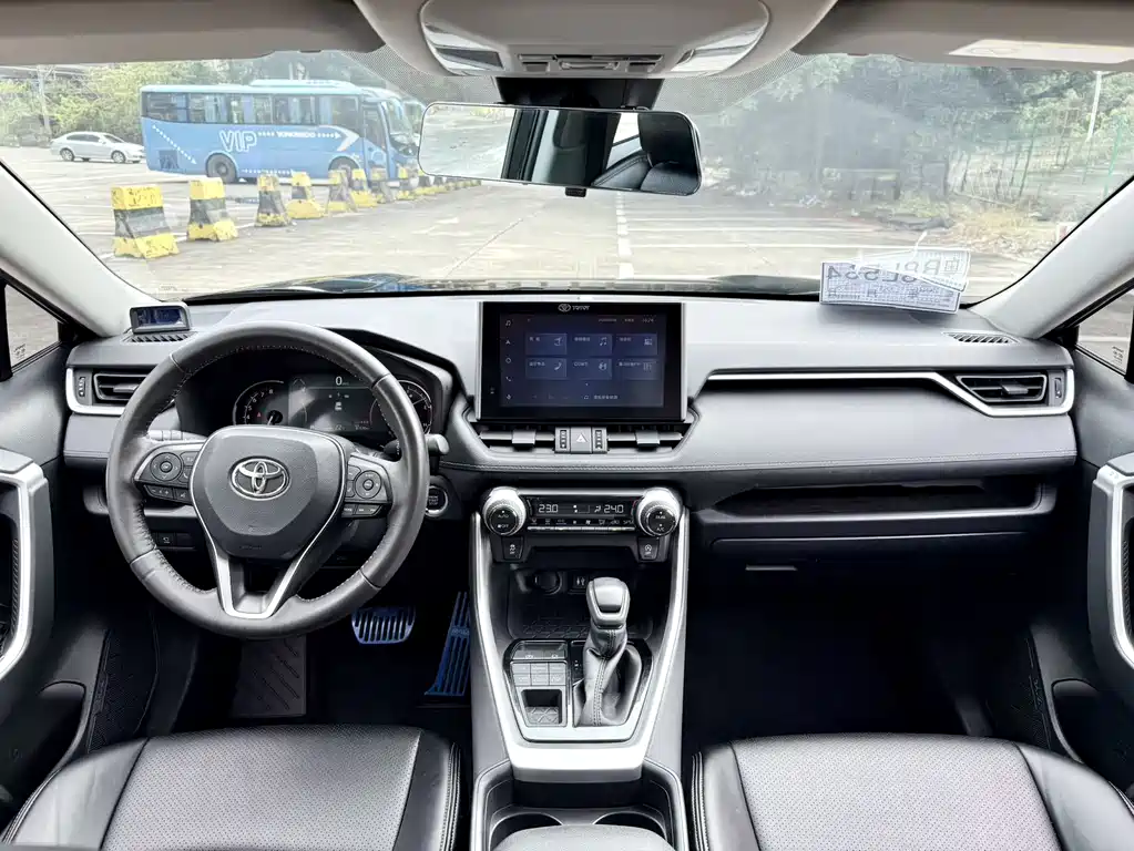 TOYOTA RAV4 RONGFANG