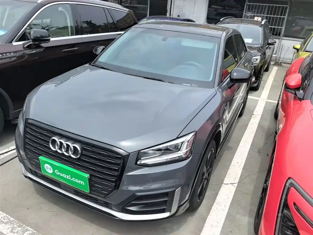 Audi Q2L 2020