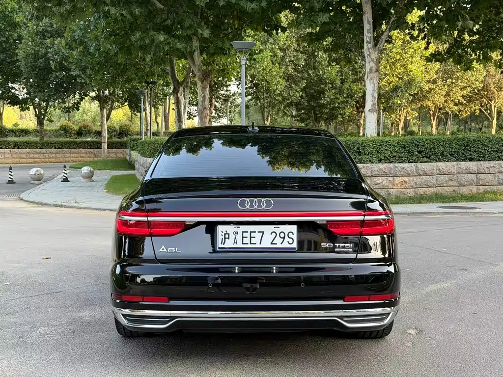 Audi A8 — миниатюра 8