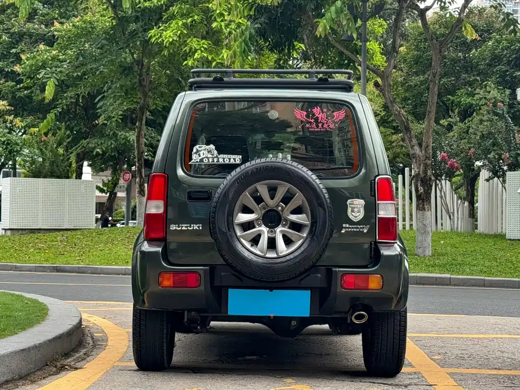 Suzuki Jimny — миниатюра 13