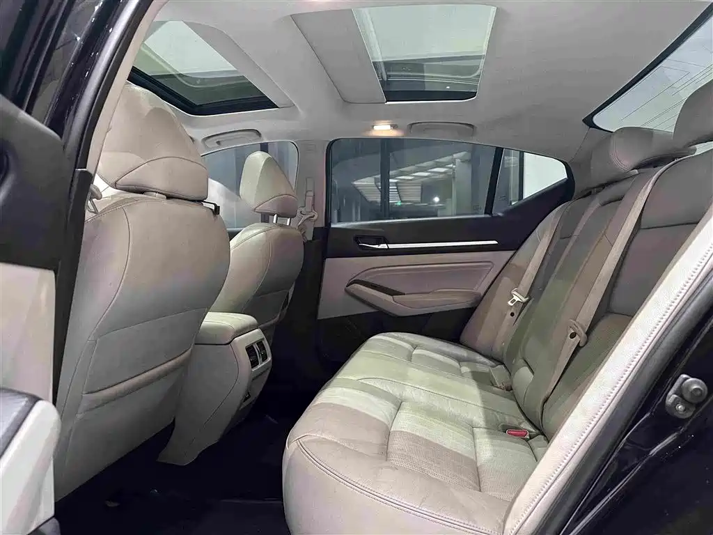 Nissan Teana — миниатюра 6