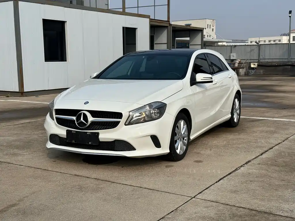 Mercedes-Benz A-Class( Import ) 2016 A 180
