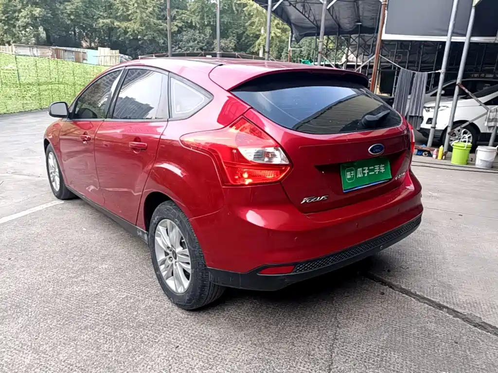 Ford Focus — миниатюра 5