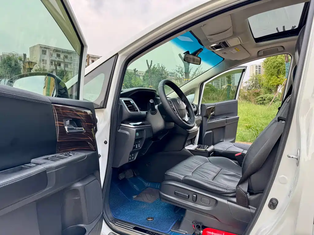 Honda Odyssey — миниатюра 5