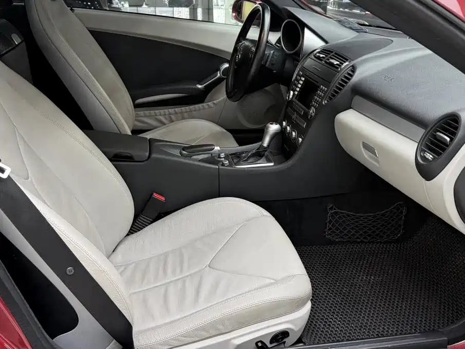 Mercedes-Benz SLK-Class — миниатюра 18