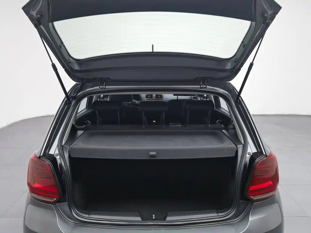 Volkswagen Polo — миниатюра 16