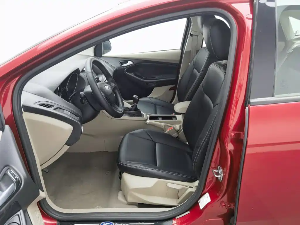 Ford Focus — миниатюра 10