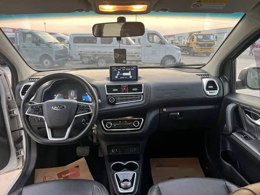 JAC JAC iEV6E — миниатюра 7