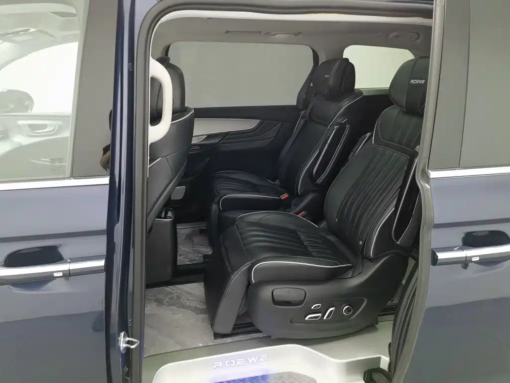 Roewe iMAX8 — миниатюра 15