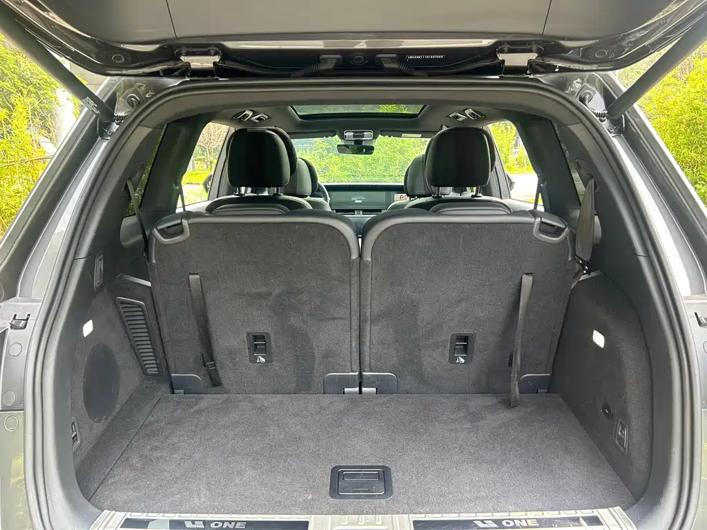 Li Auto ONE 2021 6 мест