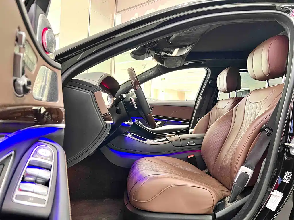 Mercedes-Benz S-Class — миниатюра 7