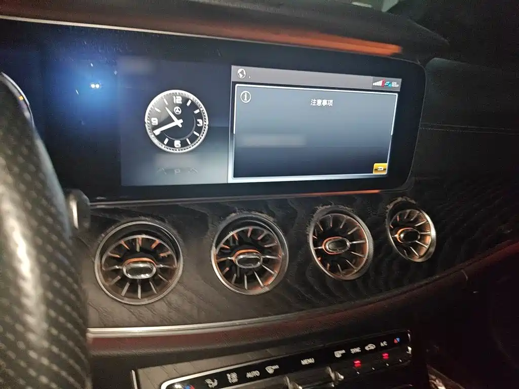 Mercedes-Benz E-Class (Import) — миниатюра 6