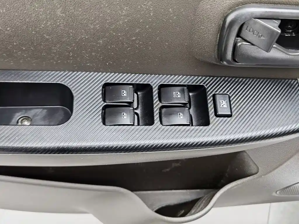 Wuling Hongguang — миниатюра 9