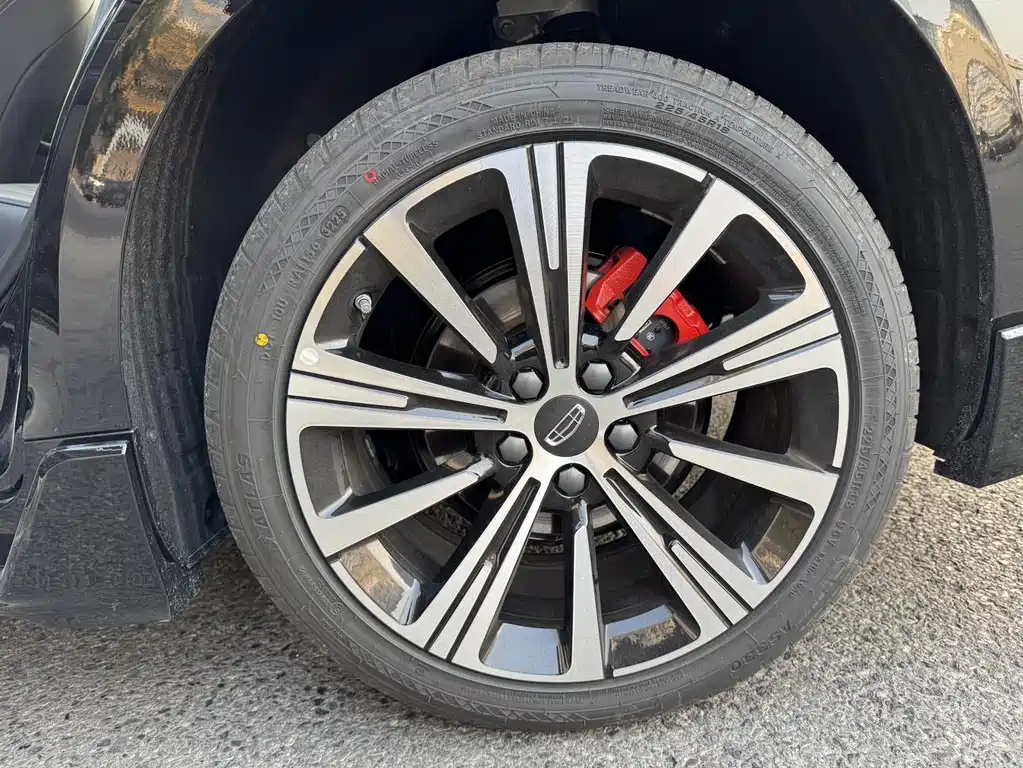 Geely Xingrui — миниатюра 12