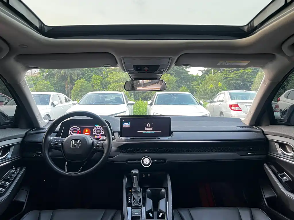 Honda Accord — миниатюра 6